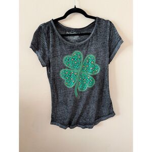 Rocker Girl Lucky Shamrock Four Leaf Clover St Patricks Day Tee Size L (11/13)